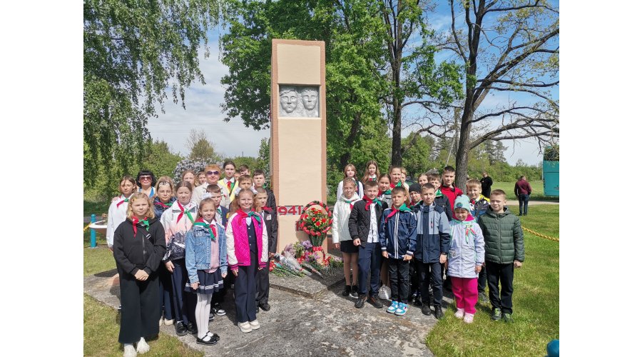 Учащиеся школы приняли участие в праздничных мероприятиях, посвященных 79 годовщине Победы в Великой Отечественной войне